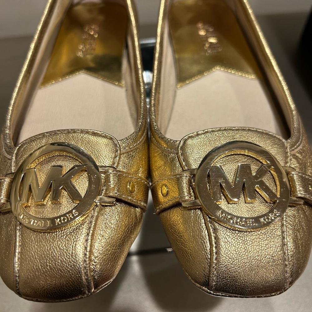 Michael Kors Metallic Gold Leather Logo Ballet Flats - Picture 6 of 7